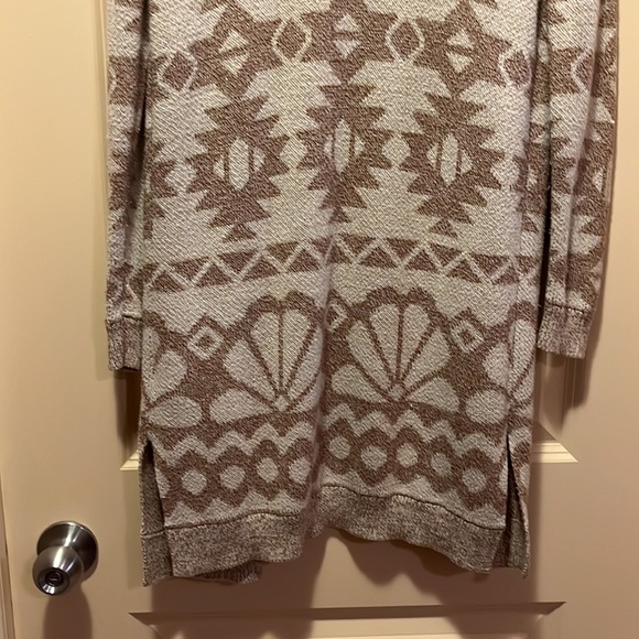 Hollister sweater - Picture 5 of 5